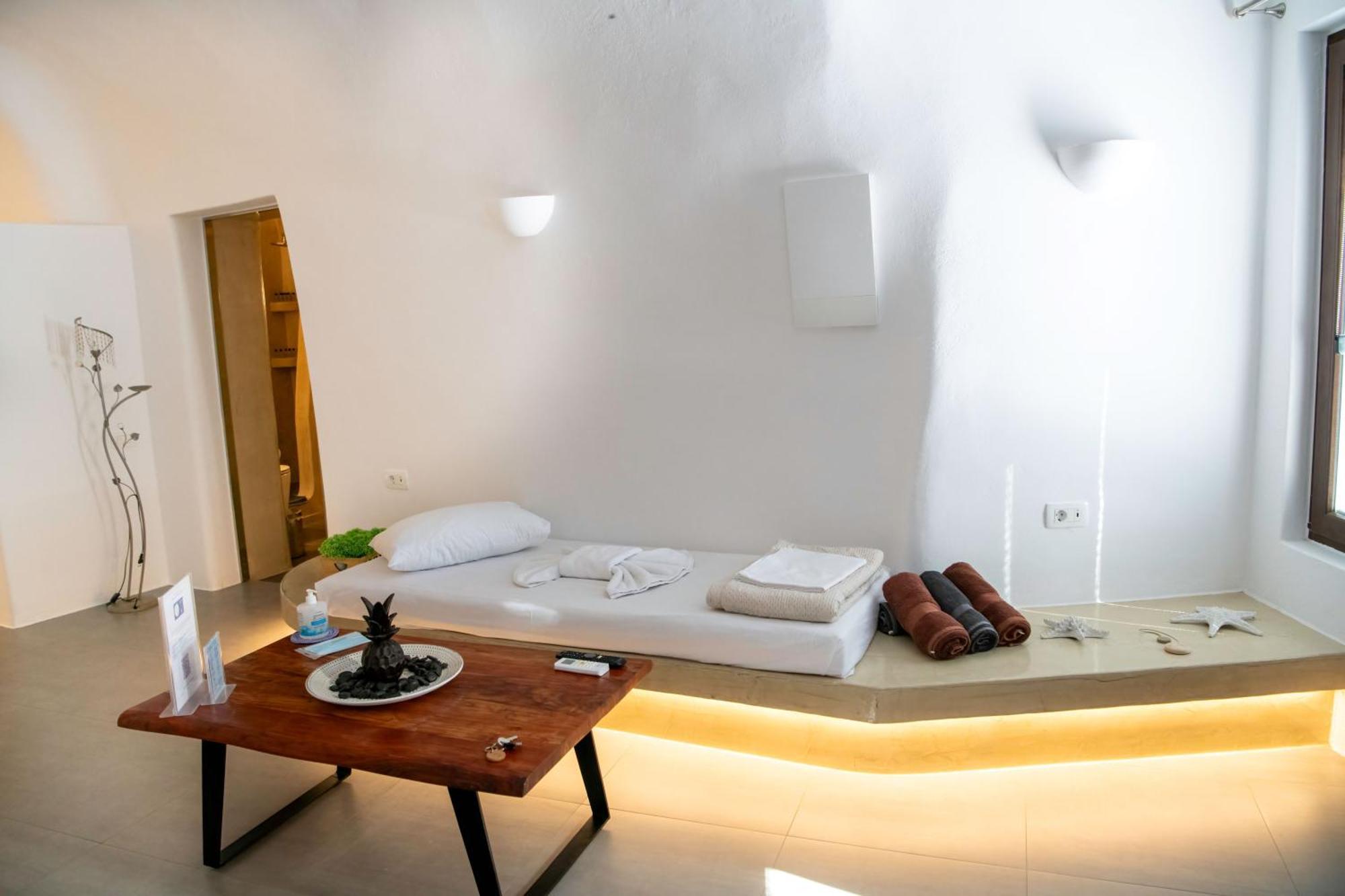 Luxe Efis Home Sea View 4 Villas & 4 Prive Jacuzzi Imerovígli Buitenkant foto