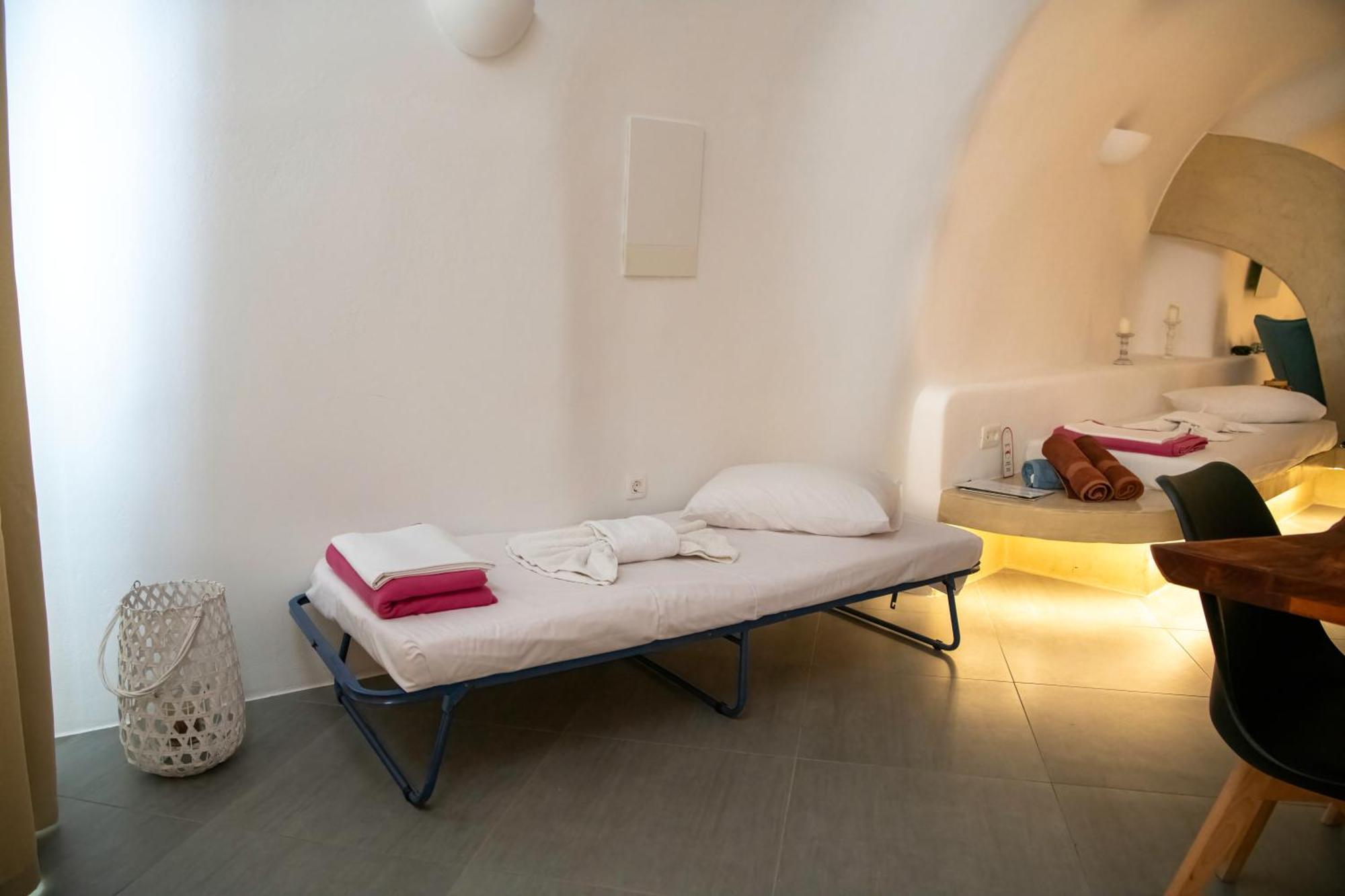Luxe Efis Home Sea View 4 Villas & 4 Prive Jacuzzi Imerovígli Buitenkant foto